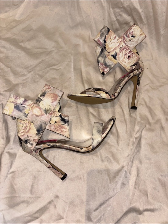 Betsey Johnson Shoes - NEW! Betsey Johnson “Friskyy” Heels in Blush Floral